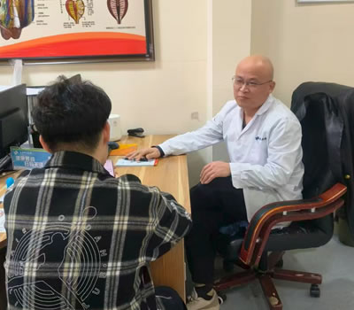 广元市|男科医师高朋磊：守护男性健康，专业男科诊疗